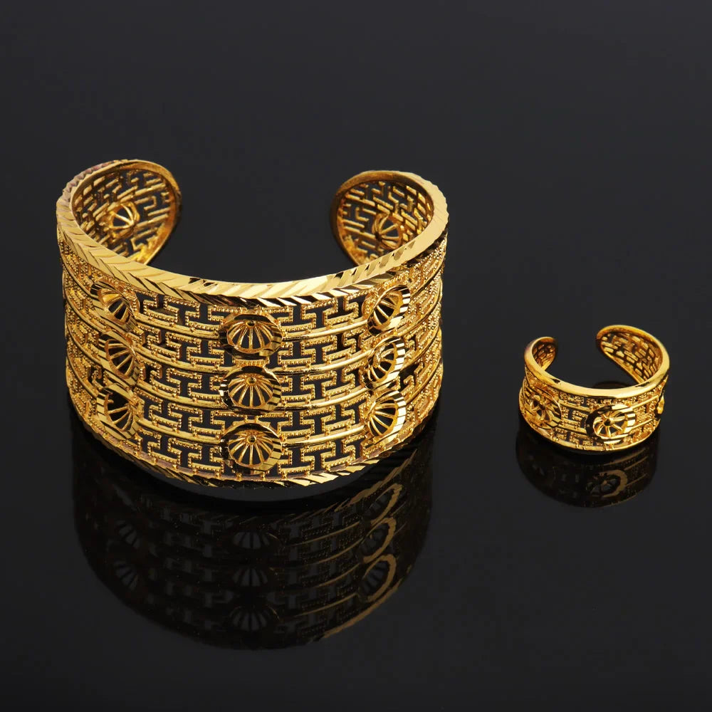 Dubai Luxury Noble Jewelry Bangle and Ring Set for Women Gold Color Carving Hollow Crafts Jewelries Gift For Party Wedding