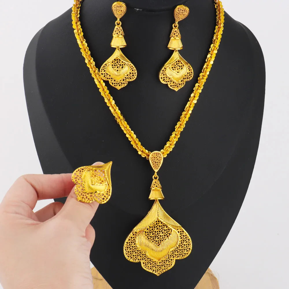 Luxury Shining Gold Plated Necklace Earrings Ring Women Jewelry Set Flower Hollow Shape Jewelries Gift for Party Wedding