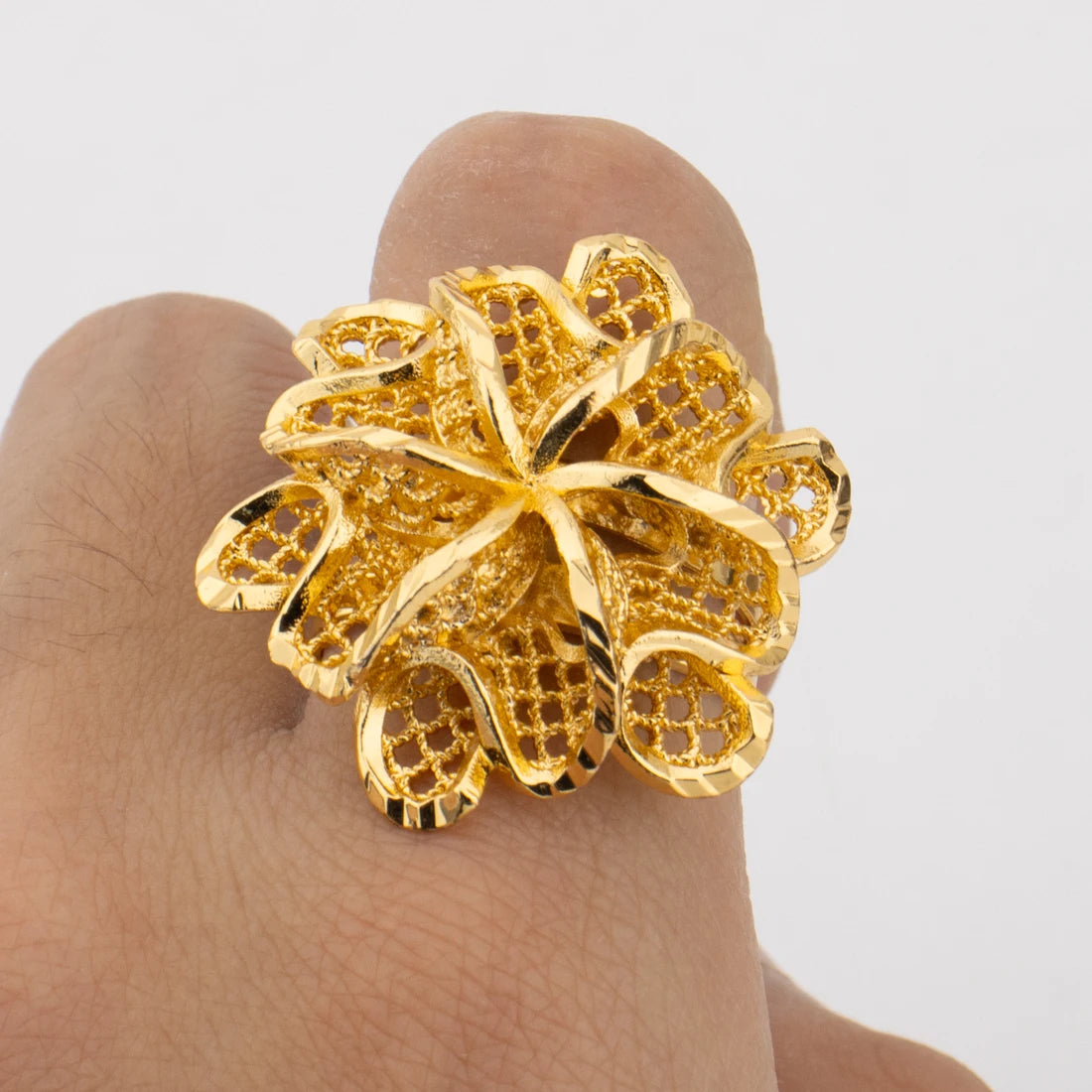 Dubai Gold Color Flower Shape Rings For Nigerian Ethiopian Women Wedding Luxury Jewellery Women's Day gift Set