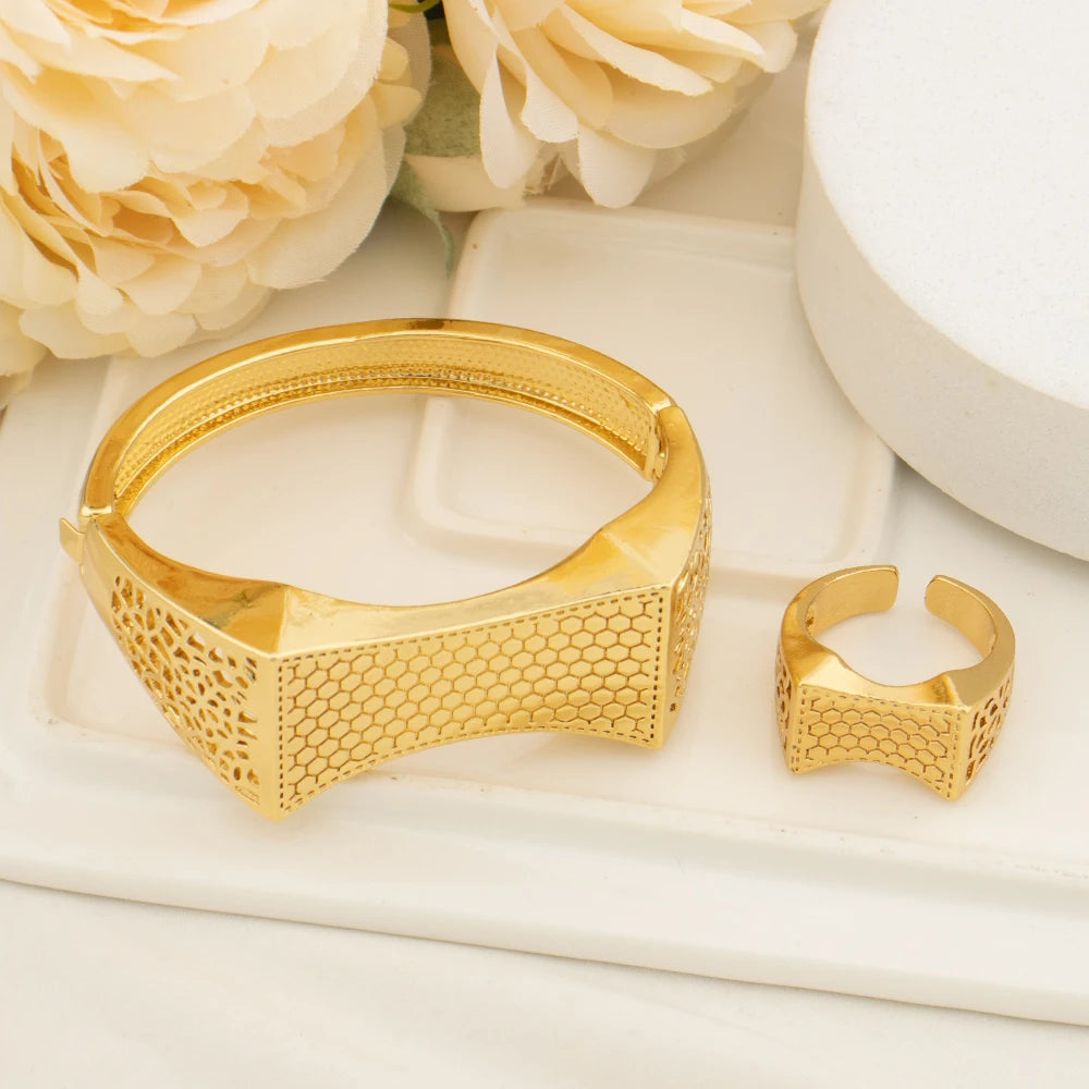 Luxury Gold Color Cuff Bangle Ring For Women Dubai Gold Plated Copper Bracelet Jewelry Nigerian African Party Wedding Gifts