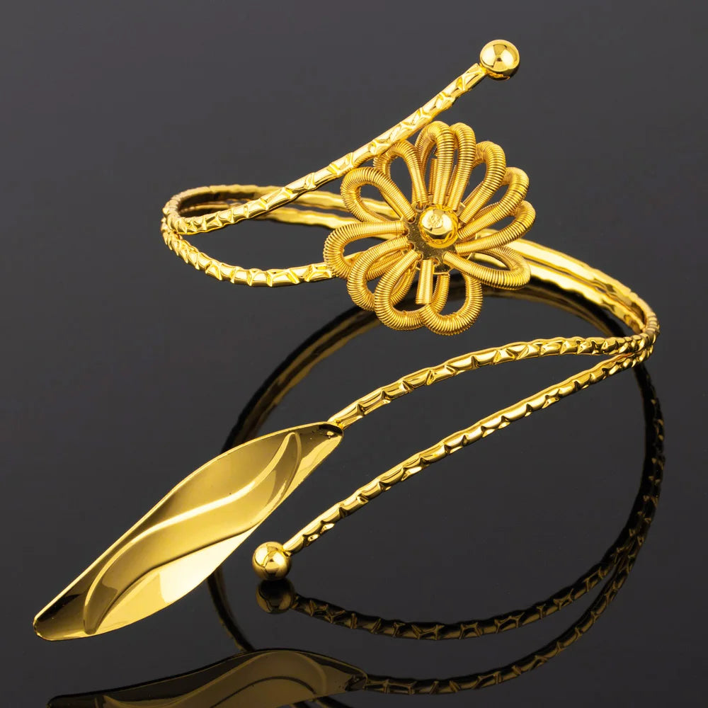 Bracelet tendance ghanéen en forme de fleur et de feuilles pour femme, bijou ajustable, idéal pour un bras supérieur, Dubaï, fête, mariage, Pâques