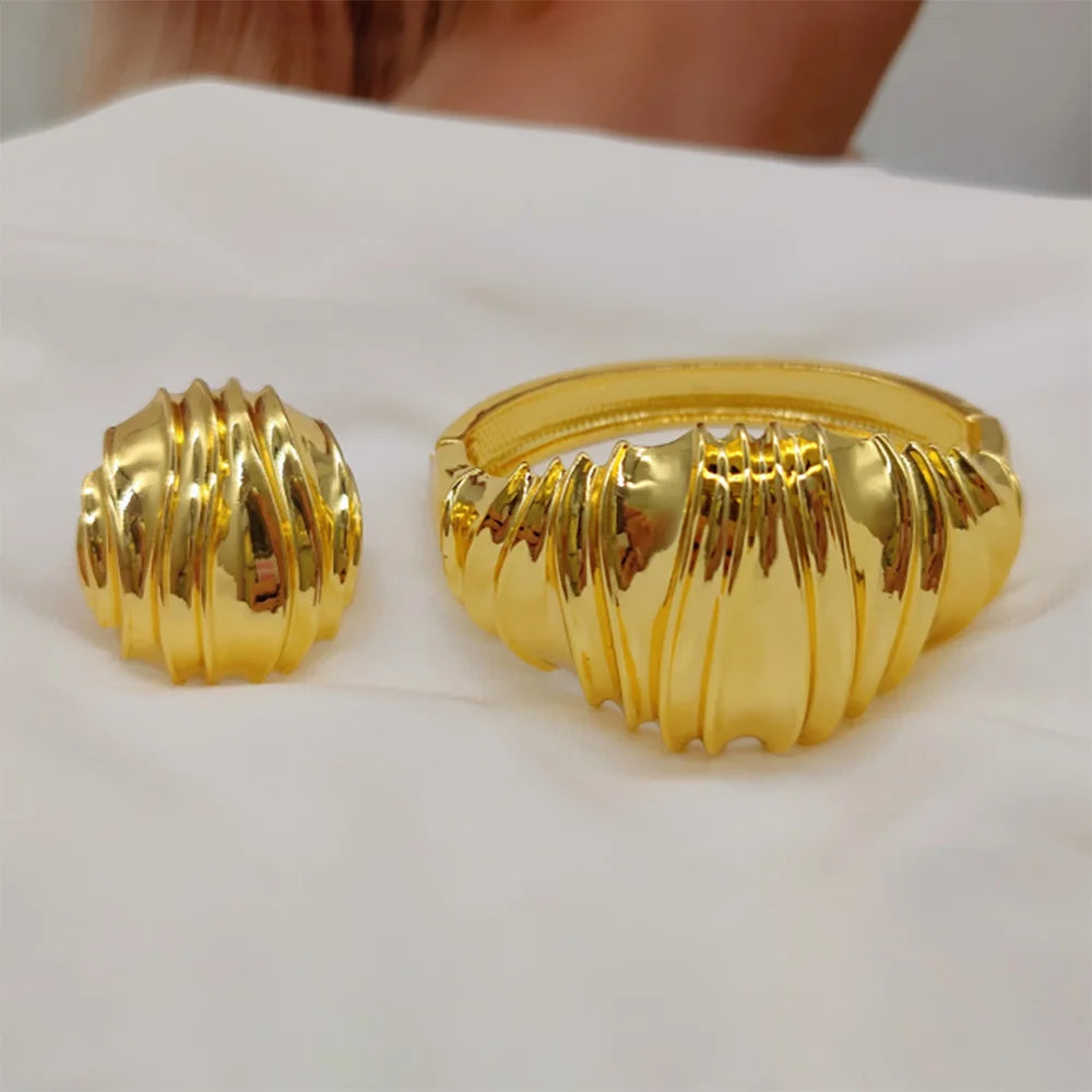 Dubai Bangle with Ring Jewelry Set for Party African 18k Gold Color Cuff Bangle and Finger Ring 2Pcs Set for Engagement Party