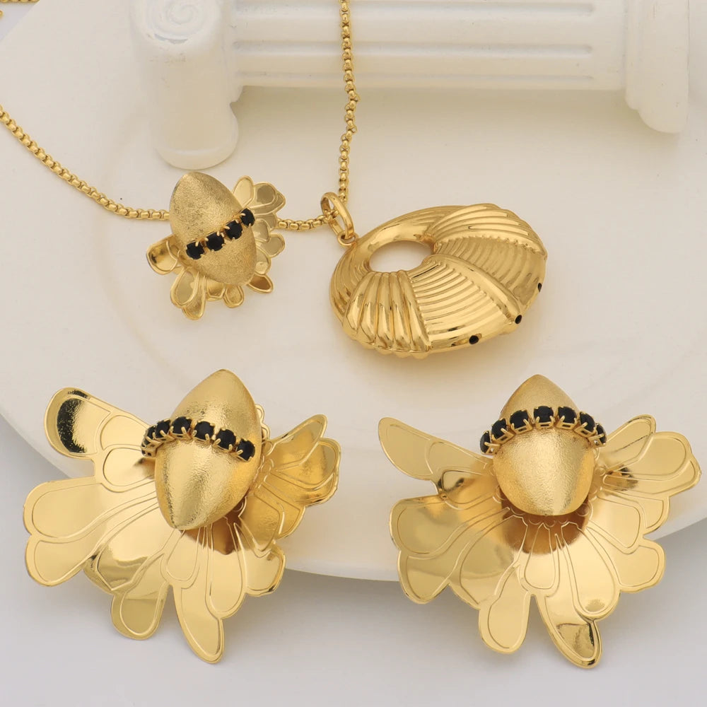 Gold Color Bee Shape Jewellery Set For Dubai Bride Earrings Ring Luxury Pendant Gift for Valentine's Day Wedding Anniversary