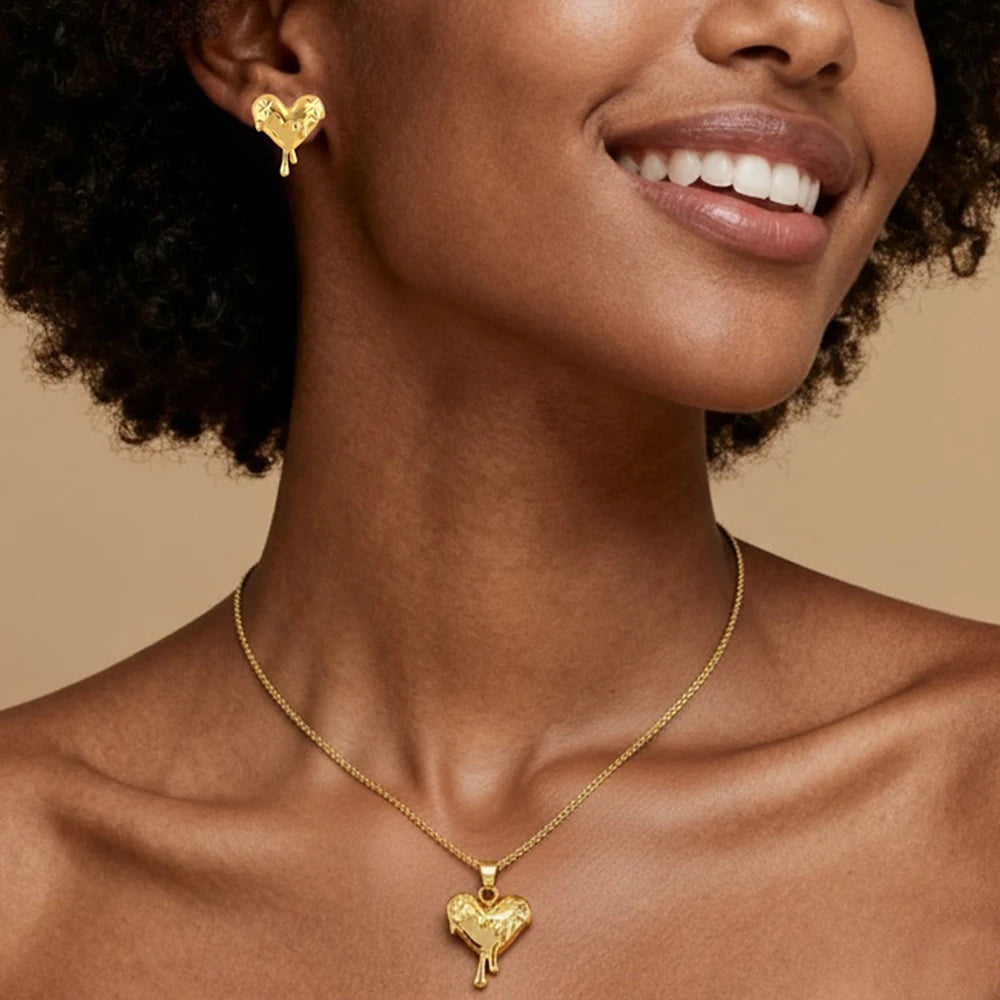 Simple Fashion Vintage Gold Color Heart Clavicle Chain Gold color Necklace Earrings Romantic Necklace Jewelry Holiday Gifts