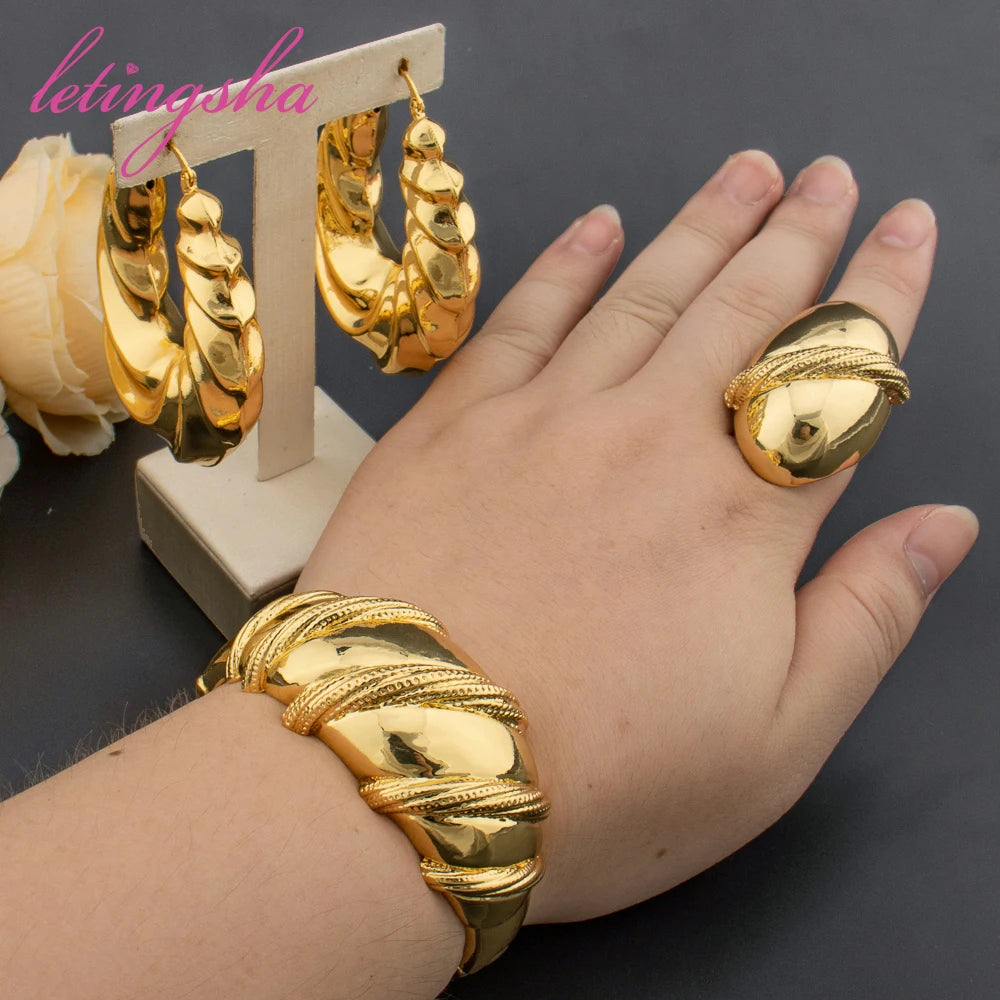 Dubai 18k Gold Plated Jewelry Set for Women Fashion Hoop Earrings African Copper Cuff Bangle Ring Sets Weddings Party Gift