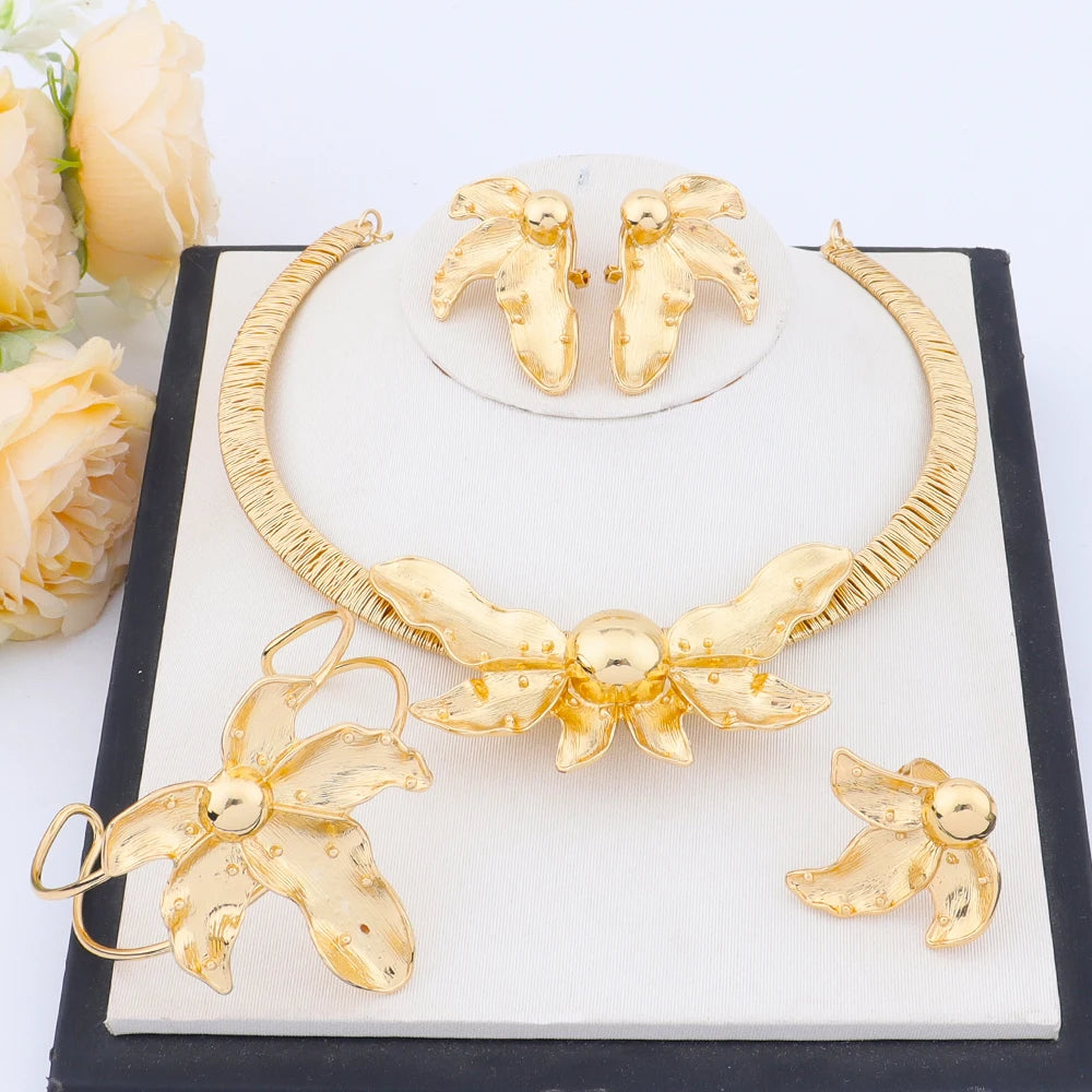 Elegant Gold Plated Flower Leaf Pendant Necklace Earrings Bracelet Ring Jewelry Set for Women Classic Jewelry Gift for Party