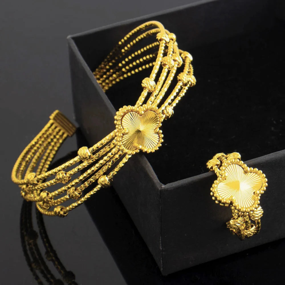 Exquisite Classic Gold Color Handwork Clover Adjustable Bangles Bracelet For Women Cuff Bracelet Gold Color Hand Ornament Gift