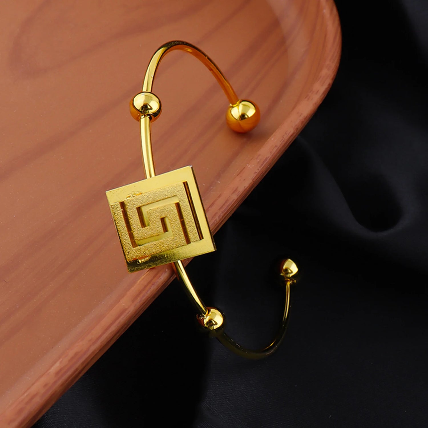 Large Hoop Bangle for Women Fashion Italian Dubai Gold Color Bracelet Ring Jewelry Set Luxury Copper Wedding Birthday Party Gift