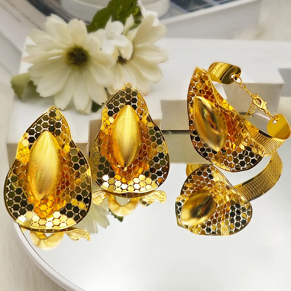 Dubai Gold Plated Charm Bracelet Earrings Ring Set for Charming Women Noble Luxury Jewelry Gift for Party Wedding Banquet