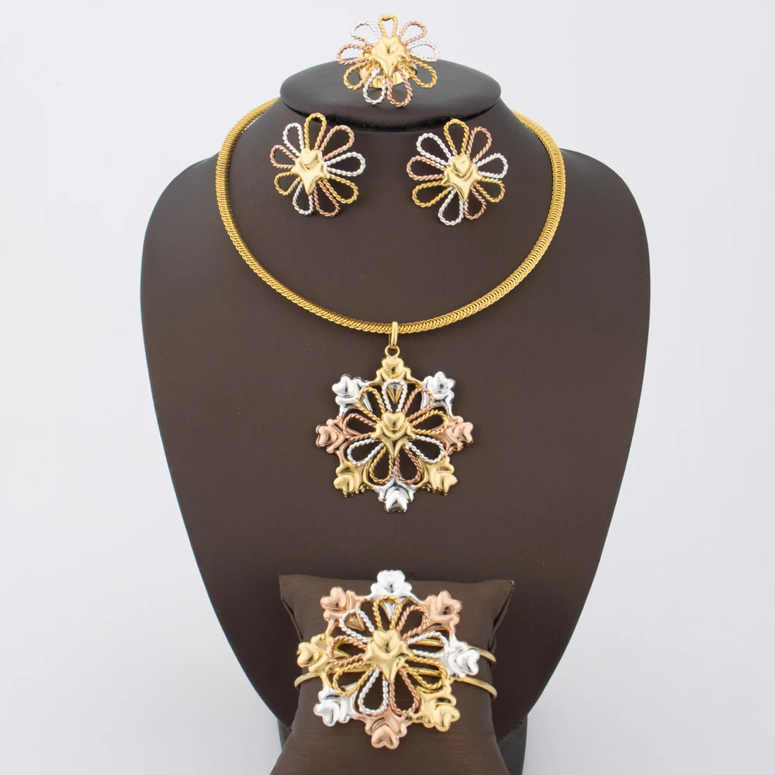 Gold Color Flower Shape Pendant Necklace Ring Necklace Bangle Set for Women 2025 African Trendy Beaded Jewelry Accessories Gift
