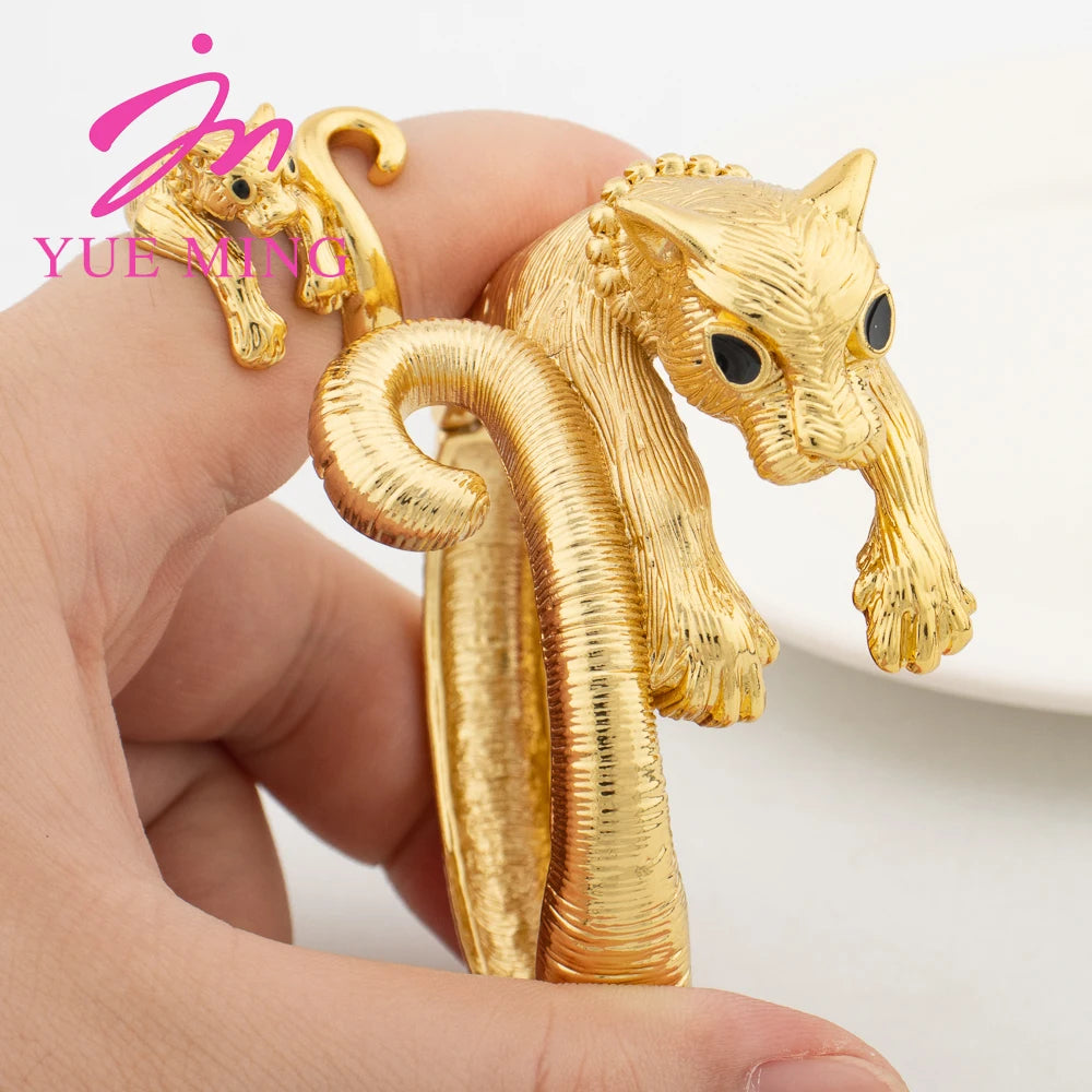 Running Leopard Bracelet Ring for Women Wedding Gold Color Cuff Bangles Luxury Elegant Open Ring Charm Jewelry Set Wedding Gifts