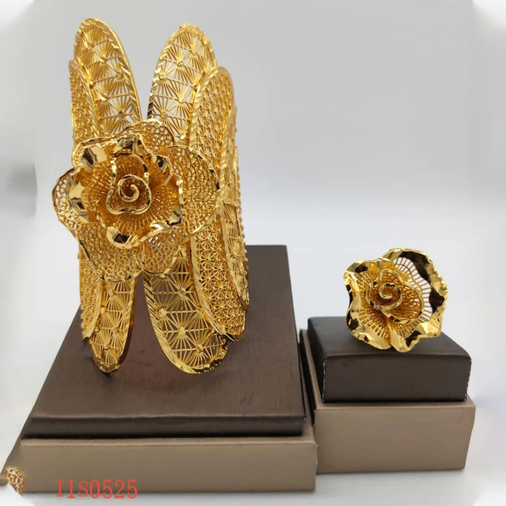 Woman Big Bracelet 18K Gold Plated Copper Dubai Flower Bangle with Ring Luxury Large Arbic Jewelry Wedding Party Gift