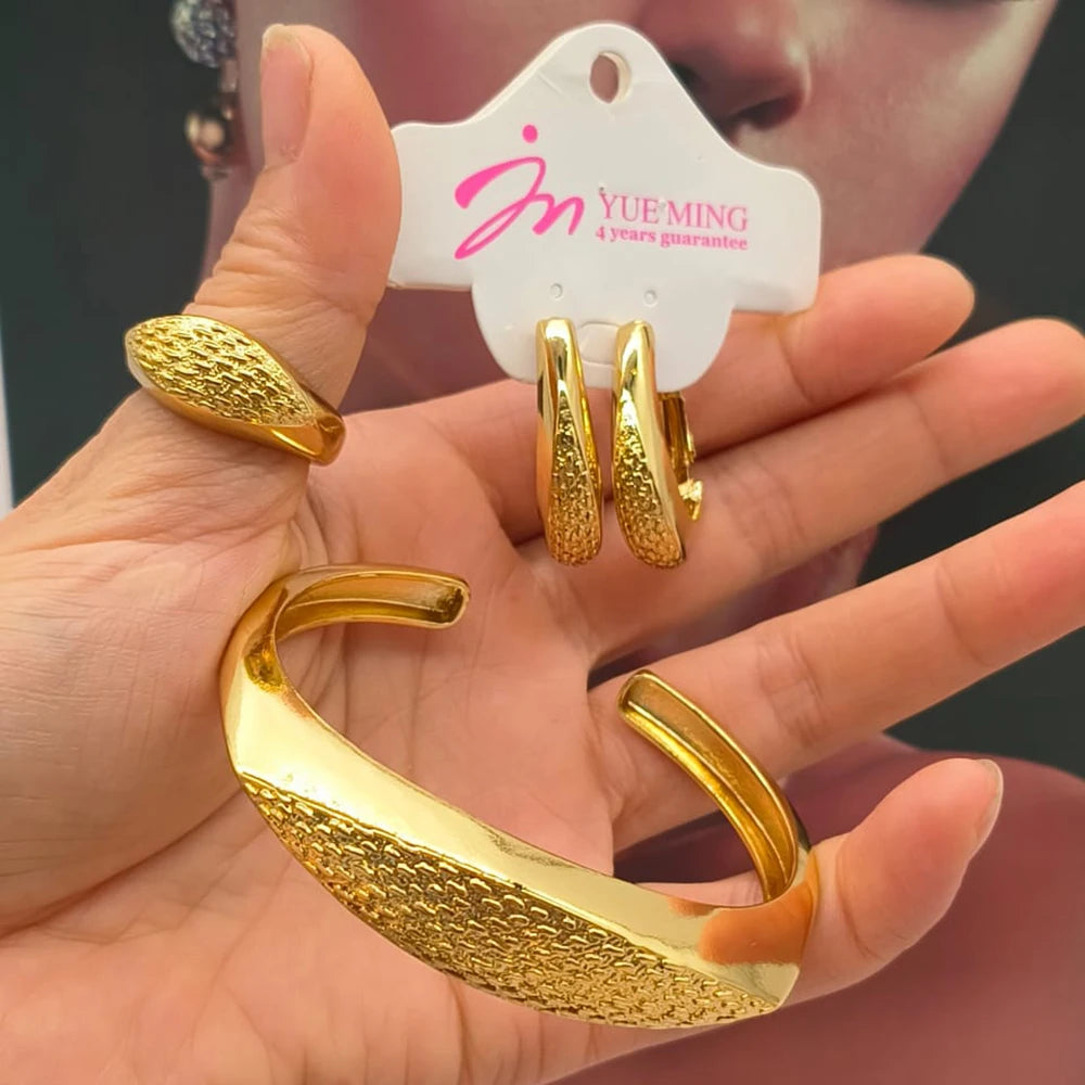 YM 3pcs Jewelry Set for Women Hollow Geometry Bridal Jewellery Fashion Charm Bracelet Clip Earrings Open Ring Holiday Party Gift