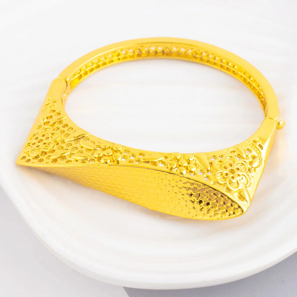 Punk Gold Plated Open Spring Bracelet Women's Fashion Hollow Engrave Design Smooth Ring Earring Bangle Set Versatile Jewelry