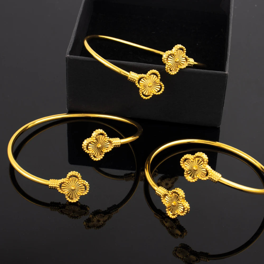 New Design Classic Luxury Stainless Steel Clover Bracelets Ring Elegant Temperament For Woman Jewelry Daily Wear Festival Gifts