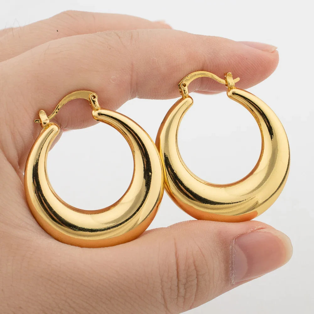 Yueming Classic Chunky Unique Earrings