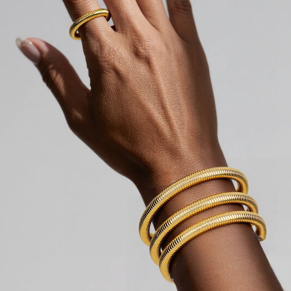 Dubai Gold Plated Charms Bracelet Adjustable Ring Set for Women African Noble Design Jewelry Gift for Party Wedding Banquet